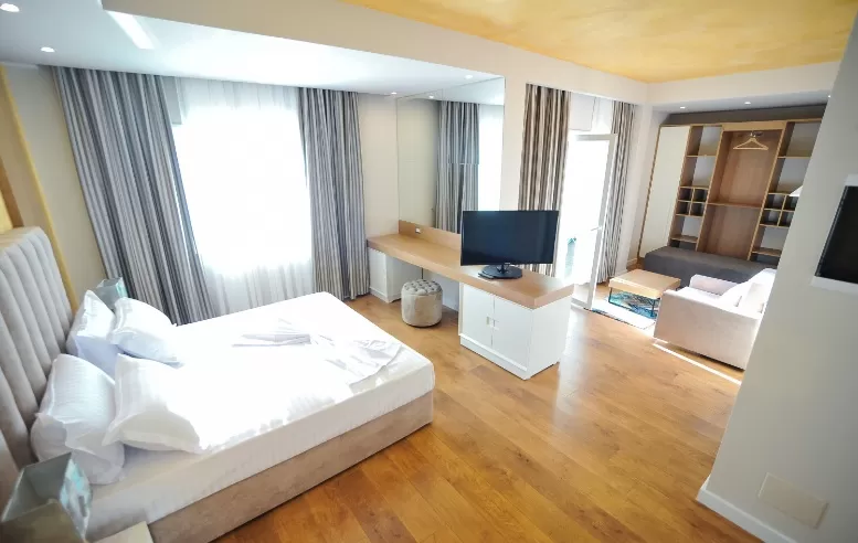 Sandy Beach Resort - SUITE 1.jpg